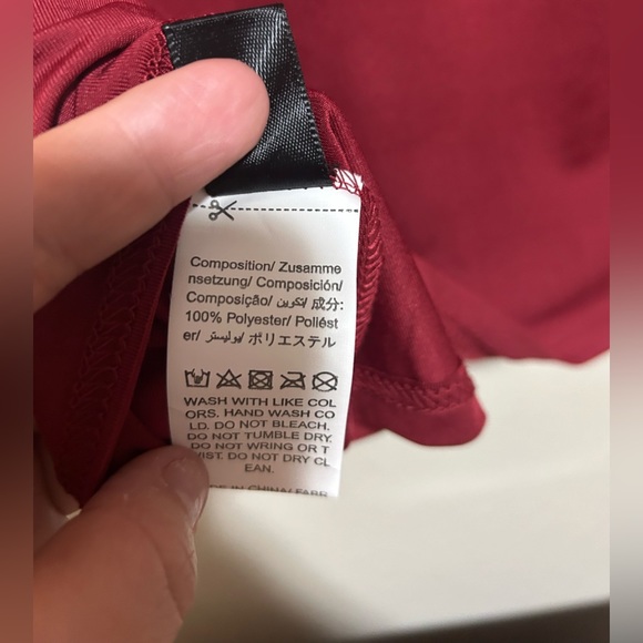 NWOT- SHEIN Maroon w/ black lace short sleeve blouse- size L(says1xl) - Picture 8 of 9